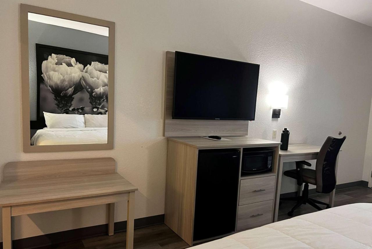 מלון Super 8 By Wyndham Rosenberg Tx מראה חיצוני תמונה